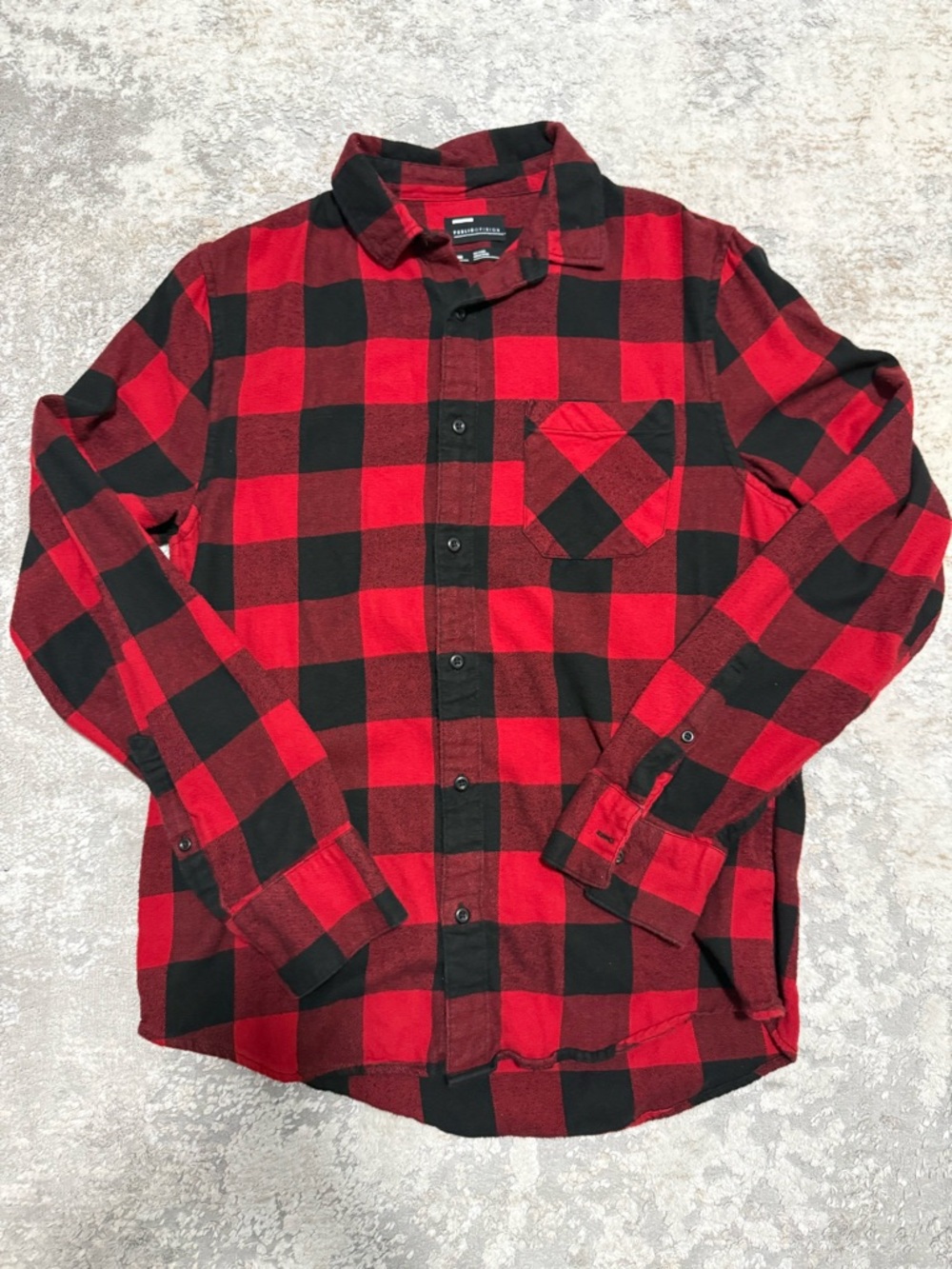 Men's Red & Black Buffalo Plaid Button-Down Shirt - Casual Flannel